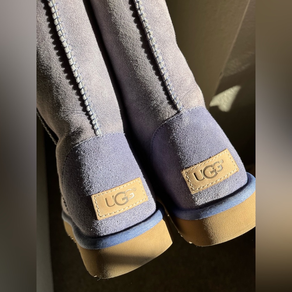 UGGs 💜✨